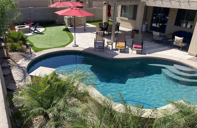 Spacious Oasis in Surprise near Stadium