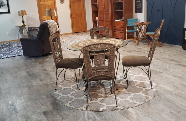 Spacious place w/outside kitchen. Close to the Apple River and so much more.