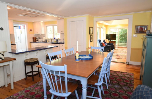 Spacious, Private Cape Cod Cottage with Central Air