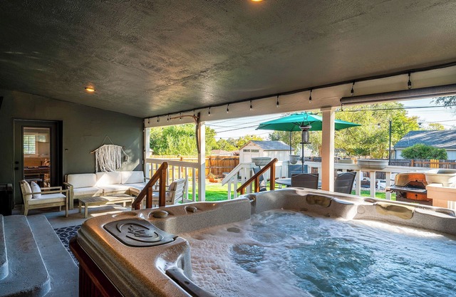 Spacious remodeled ranch near Sloan’s Lake w/ luxury amenities and outdoor fun!