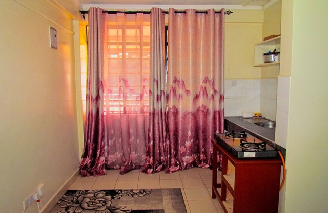 Spacious studio with hot shower and FREE Wi-Fi and it is a noise free zone.