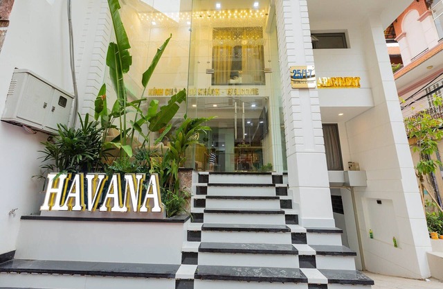 Spacious Suite Getaway | Close to Havana Airport