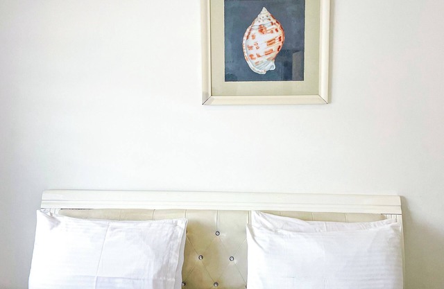 Spacious Two Bedroom Serviced Apartment @ Lul Water - Labone