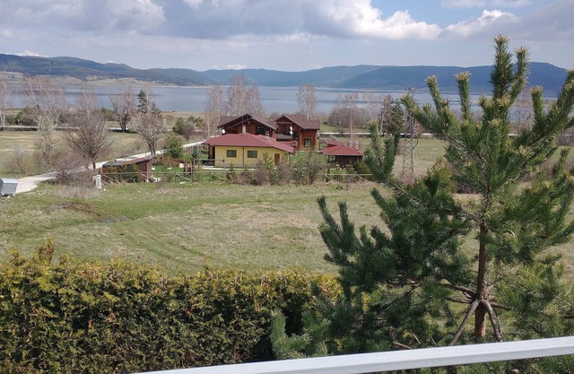 Spacious, Well-Equipped Villa With Stunning Views & Multiple Leisure Opportuni