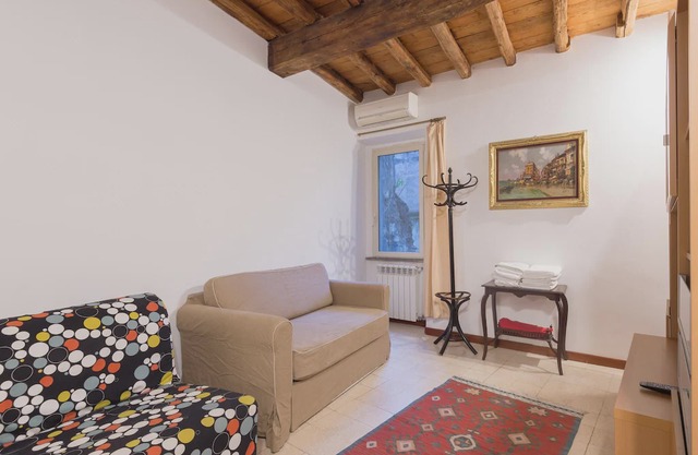 Spagnoli Quiet Apartment