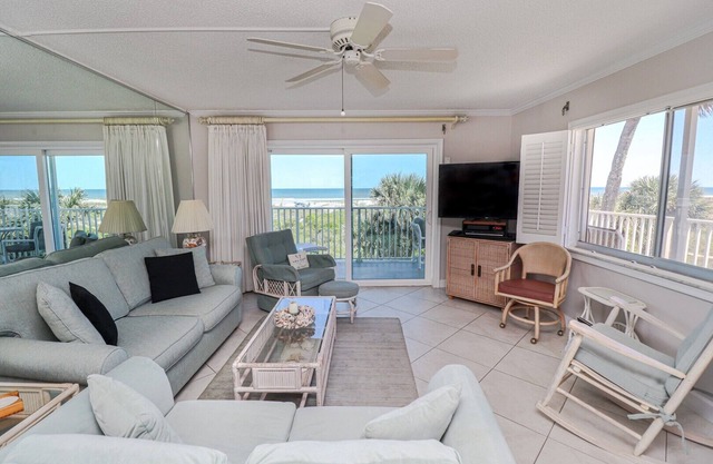 Spanish Trace 220-Beautiful Oceanfront Views!