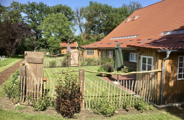 Special break for two in East Friesland, fenced garden & terrace