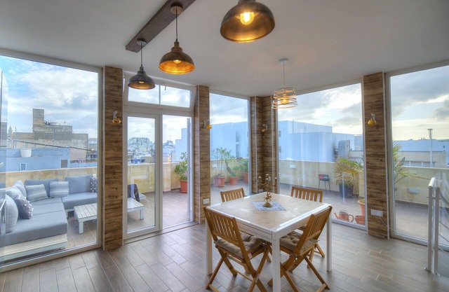 Spectacular spacious house with sun terrace ILJU1-1