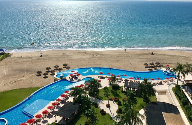 Spectacular View! Oceanfront Condo at the Grand Venetian