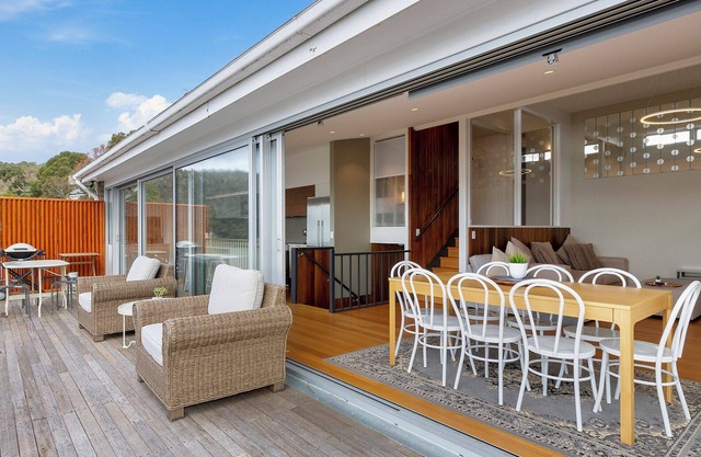 Spectacular Views - 2 Bedrooms - Free Parking - Mount Nelson