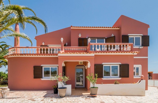 Sprawling Air-Conditioned Villa w/ Kitchen, Private Pool, Lounge Area, & WiFi