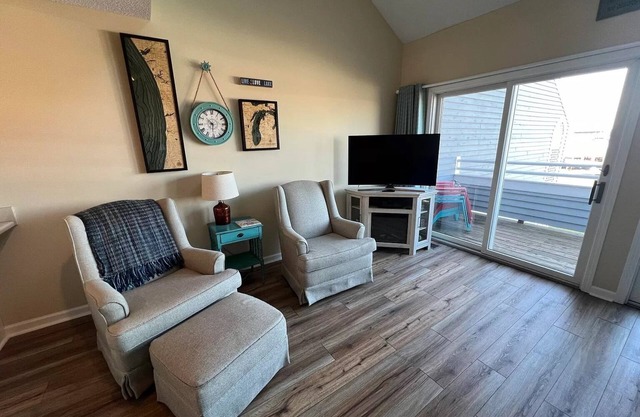 Spring Lake Waterfront Condo with nearby Marinas