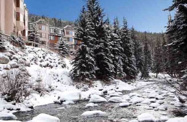 Spring Ski in Beautiful Vail, CO - Luxury 2 bedroom, 2 1/2 bath Villa - sleeps 8