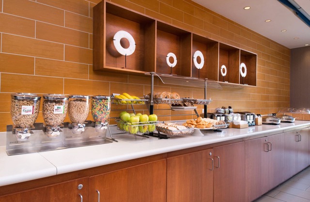 SpringHill Suites by Marriott Pittsburgh Southside Works