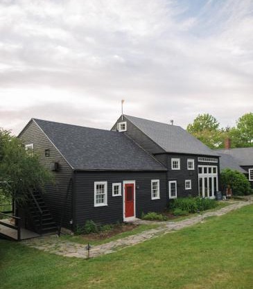 Squire Tarbox Inn