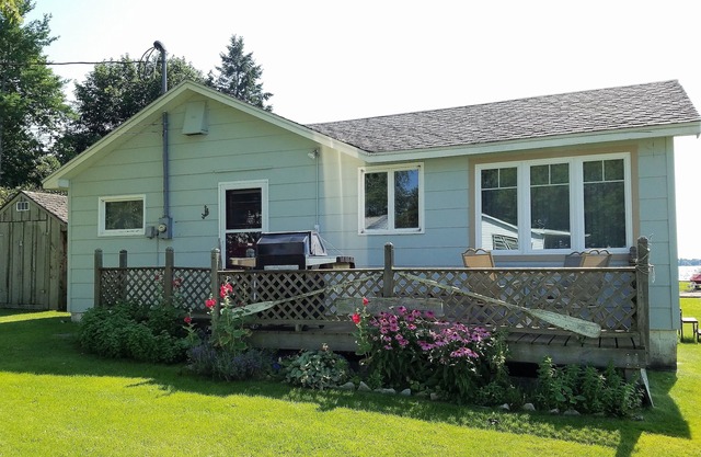 St.Lawrence Riverfront Getaway