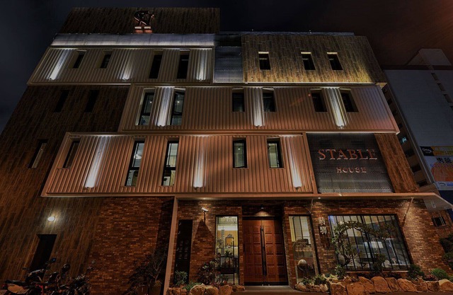 Stable Hotel