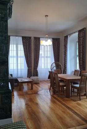 Stadtpalais Domblick-Suite 4 Zimmer mit Balkon maximal 6 Personen