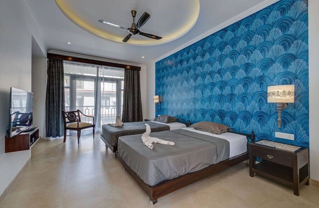 Stay at a Luxurious 14 Bedroom Villa in Calangute with Pool, Jacuzzi, Mini Golf