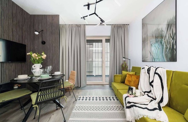 Stay in a unique apartment in the heart of Warsaw