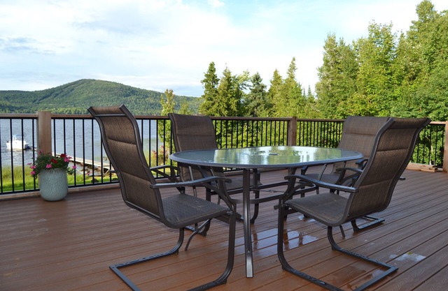 Stay in Wonderful Cabin on Lac La Belle, Ski Mt. Bohemia, Snowmobile