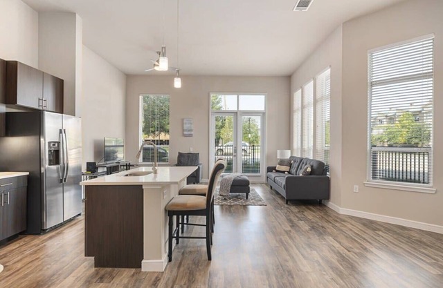 StayOvr at Galatyn Park, Richardson|1BR