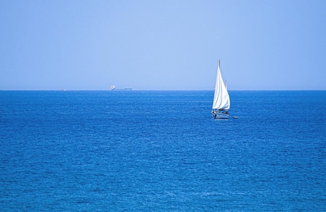 Step into a renovated vacation home built in 1800, located in a small coastal town 150 m from the ro