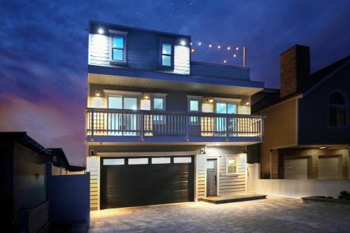 Steps 2 Beach- Luxury Home, Game Room, Roof Deck, Firepit, Pets OK
