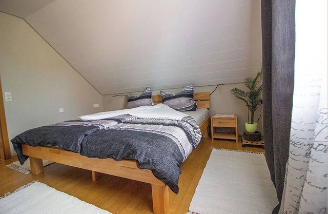 Stilvoll Eingerichtete Ferienwohnung mit Gehobener Ausstattung & Sonnenterrasse