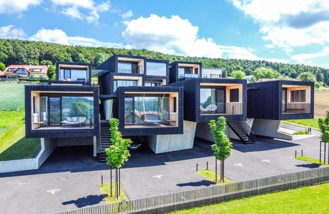 Stock & Stein Lodges