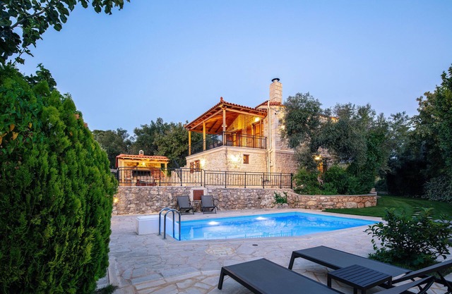 Stone Built villa in the Nature With Spacious Gardens!