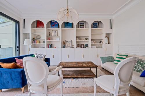 Stone house with optional Wine Tour service