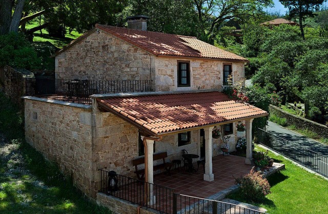 STONE HOUSE WITH PORCH AND TERRACE