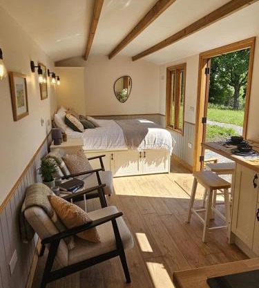 Stoodley View Shepherd Huts
