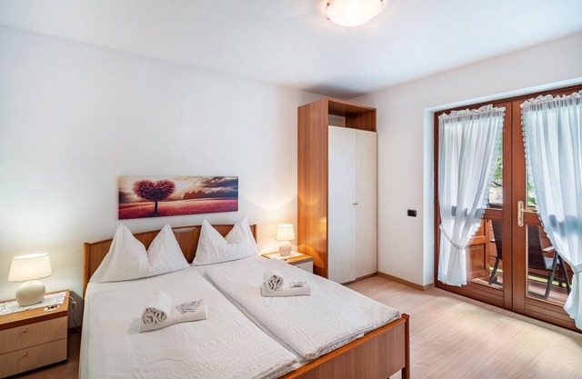 Studio Apartment 'Appartamento Monolocale 4' with Mountain View, Shared Garden and Wi-Fi