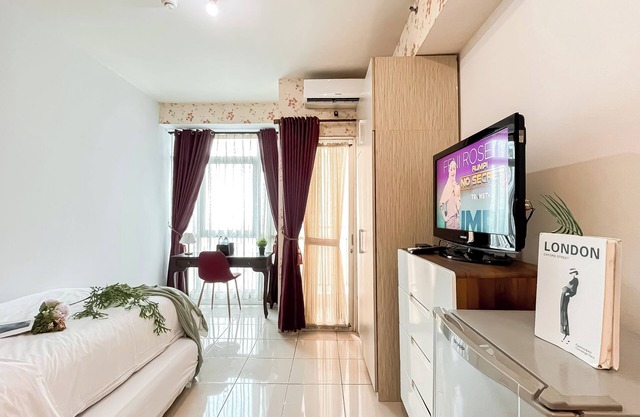 Studio Apartment Near Kebayoran Station At Pakubuwono Terrace