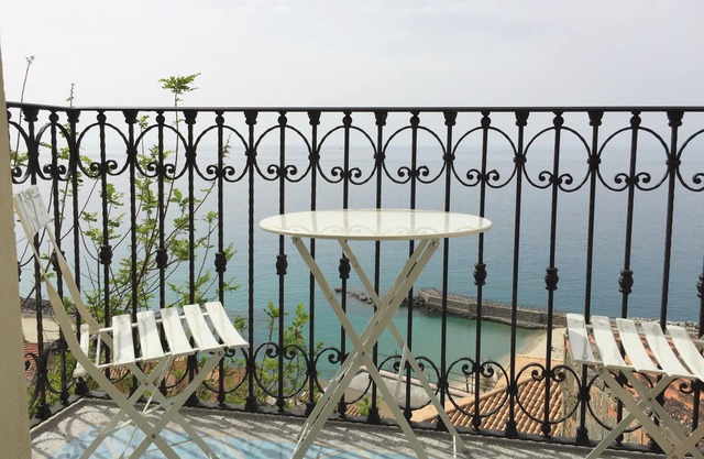 STUDIO BELLAVISTA in charming fisher village by the sea + GARAGE + WIFI