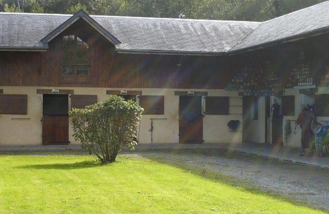 Studio de charme sur les hauteurs de lourdes (1)
