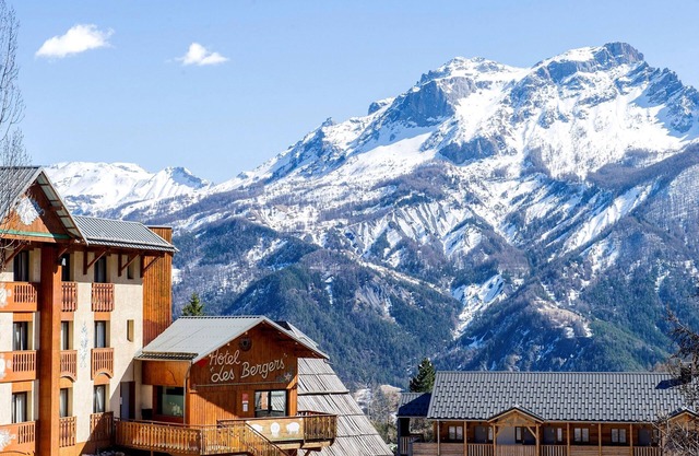 Les Chalets De Praroustan Pour Personnes 