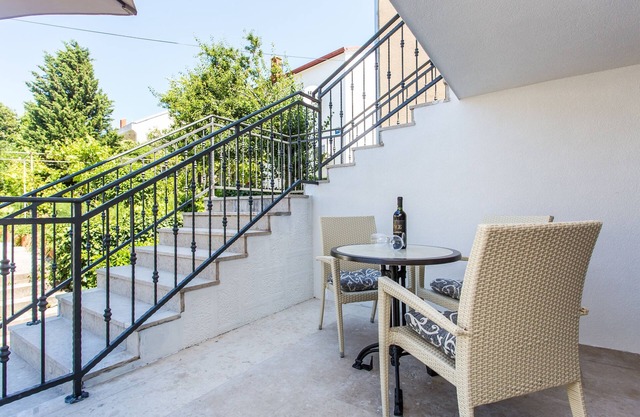 Studio flat with terrace Baška, Krk (AS-18808-a)