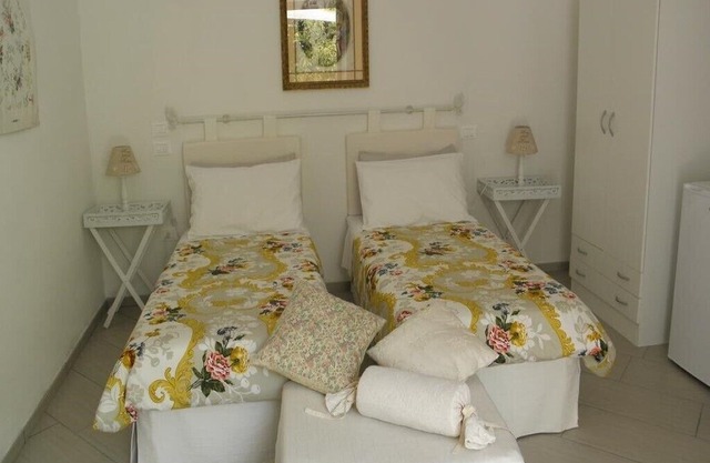 Studio for disabled access for 3 people