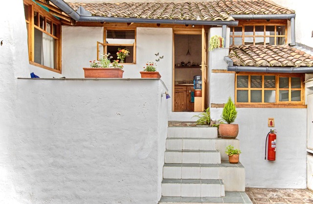 Studio Mariposa with a fantastic garden in the historical Quito