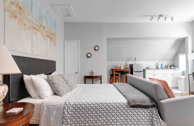 Studio Nest/2Queen beds/2TVs museums/free parking
