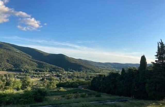 Studio: Panoramic View