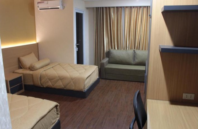 Studio Room at Sentraland Apartment (Lt. 15)
