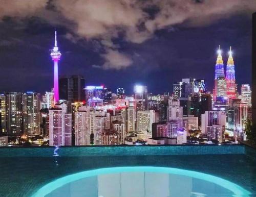 Studio with Amazing KLCC View & Infinity Pool at Lalaport Bukit Bintang
