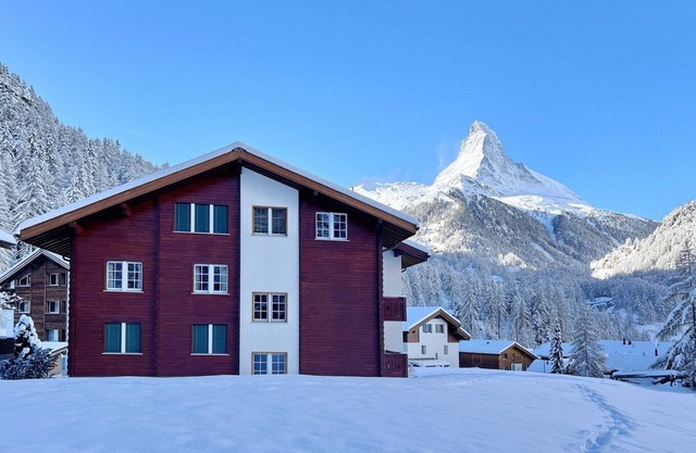 Studio with magnificiant view of the Matterhorn