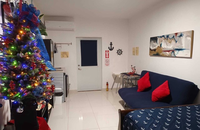 Studio With Pool Steps Away From San Juan Bay