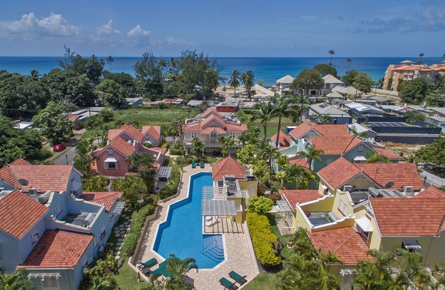 Stunning 1 bedroom villa in paradise - 2 mins from beach
