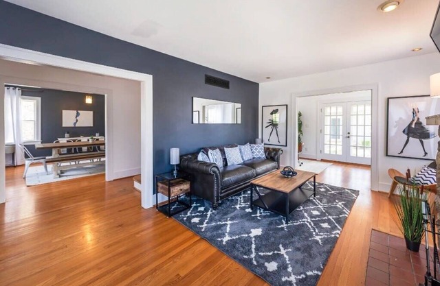 Stunning 4BR Home - Walk to Downtown Birmingham!